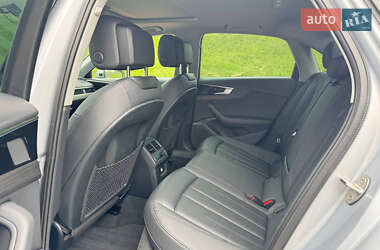 Седан Audi A4 2021 в 