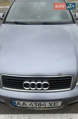 Седан Audi A4 2004 в 