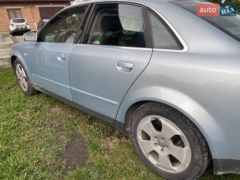Седан Audi A4 2001 в Львові