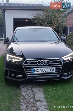 Седан Audi A4 2016 в 