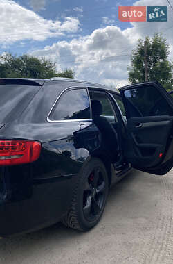Універсал Audi A4 2009 в 
