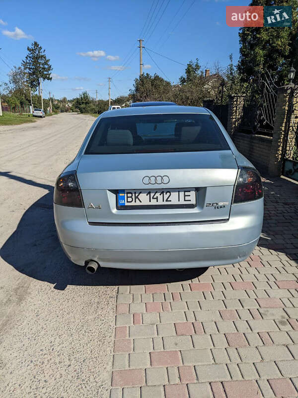 Седан Audi A4 2003 в Славуте