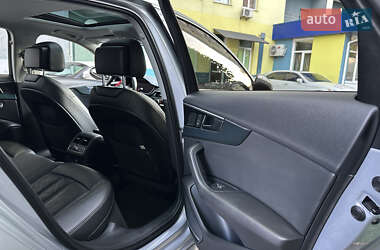 Седан Audi A4 2018 в 