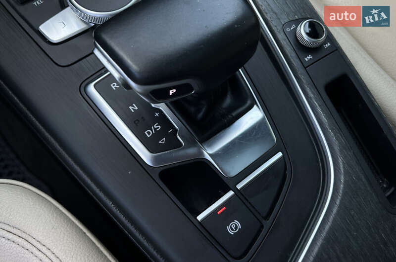 Седан Audi A4 2017 в Києві