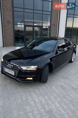 Седан Audi A4 2014 в 