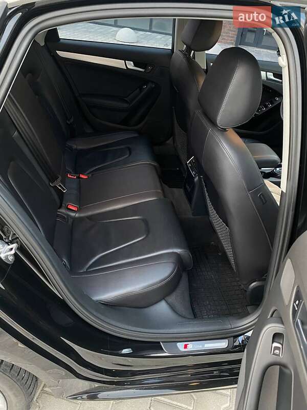 Седан Audi A4 2014 в Тернополе