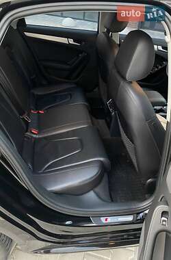 Седан Audi A4 2014 в 