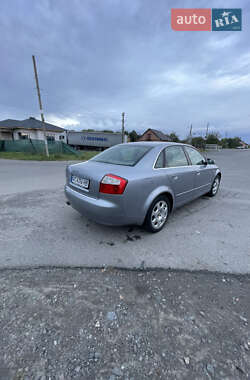 Седан Audi A4 2004 в 