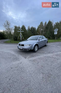 Седан Audi A4 2004 в 