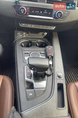 Седан Audi A4 2018 в 