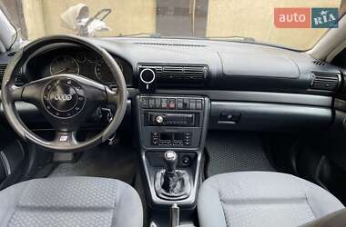 Седан Audi A4 1996 в 
