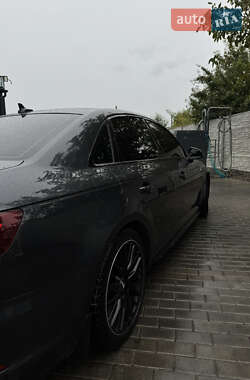 Седан Audi A4 2017 в 
