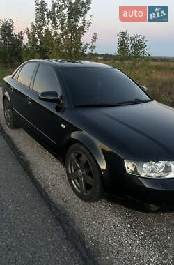 Седан Audi A4 2002 в Волочиську