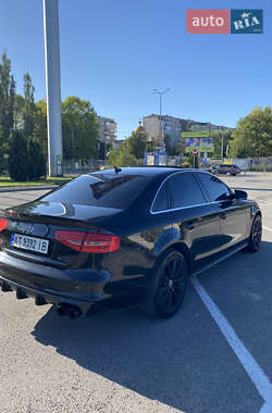 Седан Audi A4 2015 в 