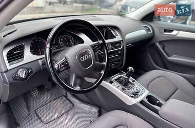Седан Audi A4 2010 в 