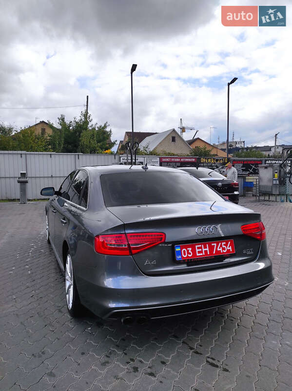 Седан Audi A4 2014 в Луцке