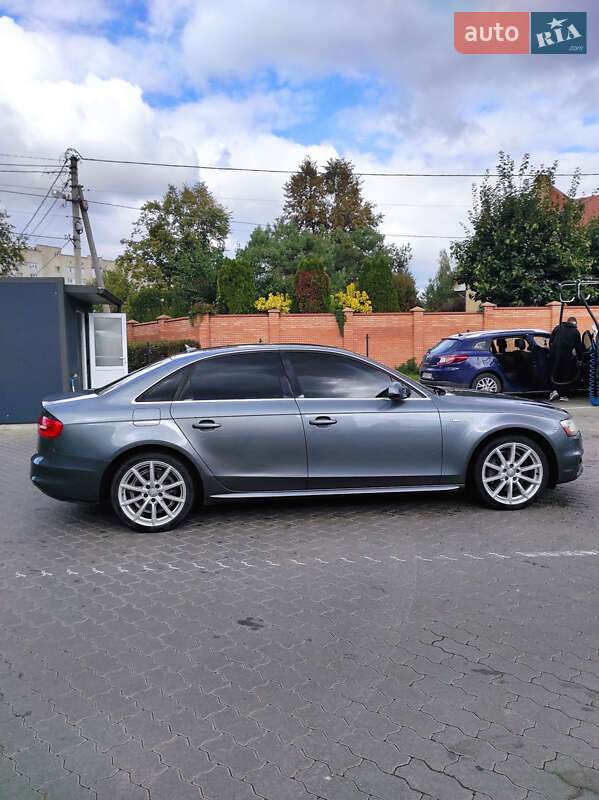 Седан Audi A4 2014 в Луцке