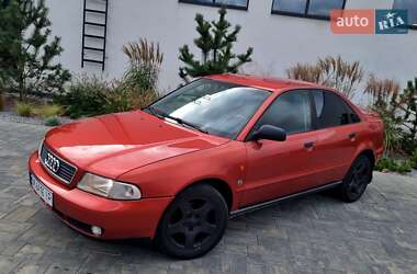 Седан Audi A4 1996 в 