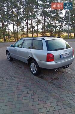 Универсал Audi A4 1997 в 