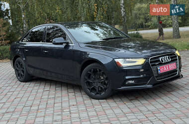 Седан Audi A4 2013 в 