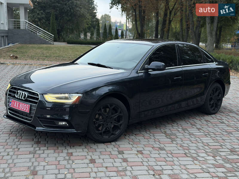 Седан Audi A4 2013 в Лубнах