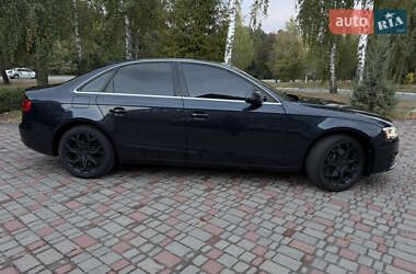 Седан Audi A4 2013 в 