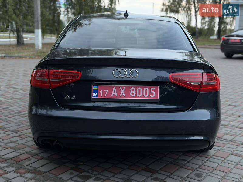 Седан Audi A4 2013 в Лубнах
