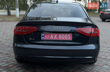 Седан Audi A4 2013 в 