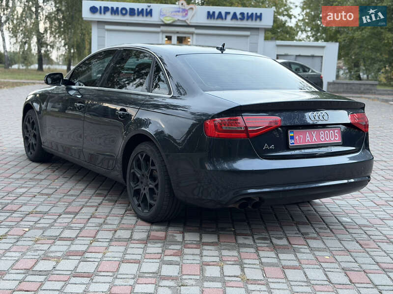 Седан Audi A4 2013 в Лубнах