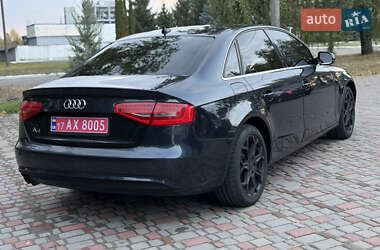 Седан Audi A4 2013 в 