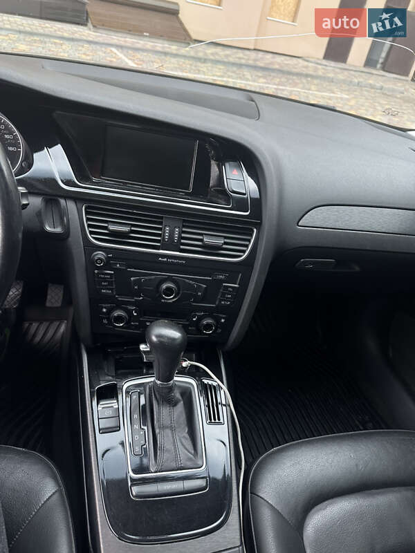 Седан Audi A4 2008 в Одессе