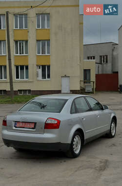 Седан Audi A4 2003 в 