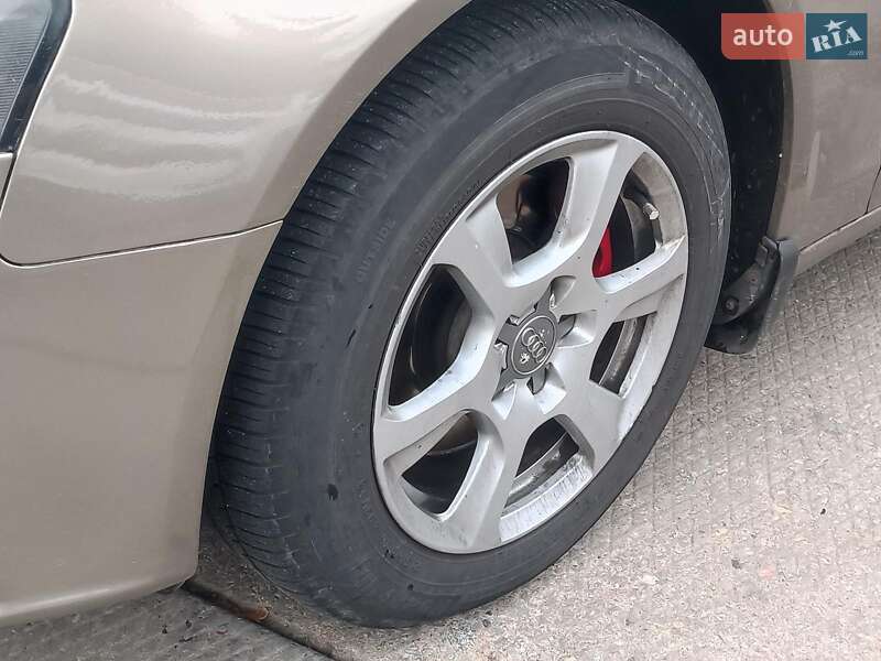 Седан Audi A4 2008 в Харкові