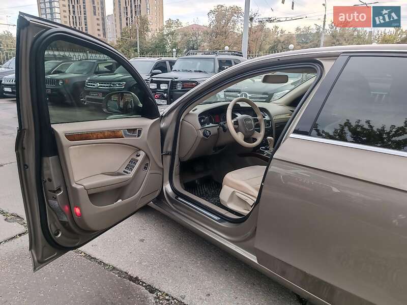Седан Audi A4 2008 в Харкові