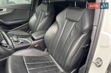 Седан Audi A4 2018 в 