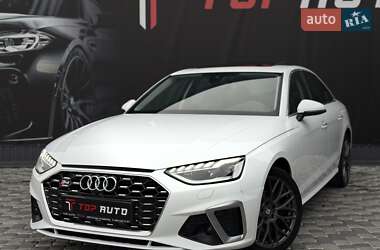 Audi A4 2021