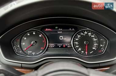 Седан Audi A4 2021 в 