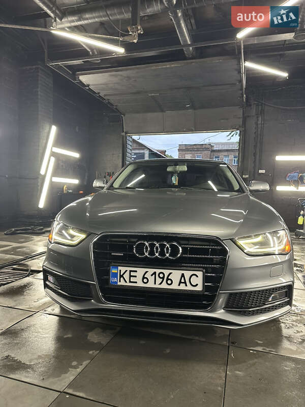 Седан Audi A4 2015 в Києві