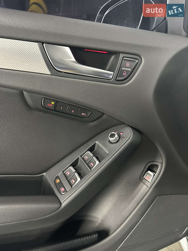 Седан Audi A4 2015 в Києві