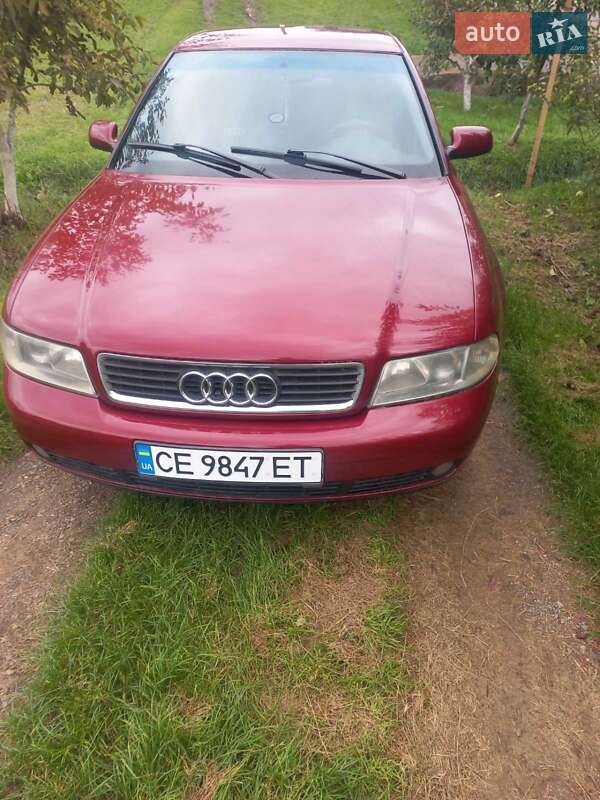 Седан Audi A4 1999 в Кельменцах