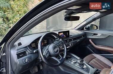 Седан Audi A4 2016 в 