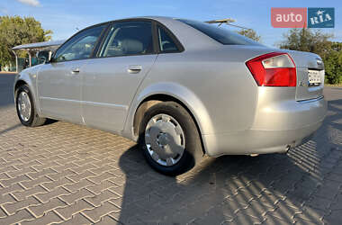 Седан Audi A4 2004 в 