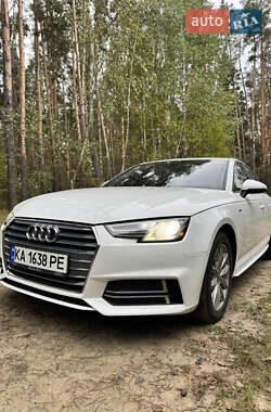 Седан Audi A4 2018 в 