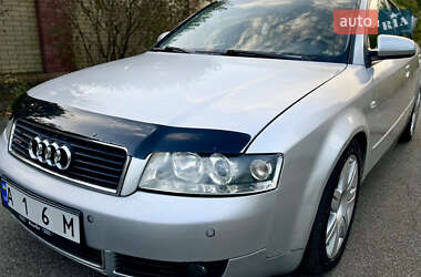 Седан Audi A4 2001 в 