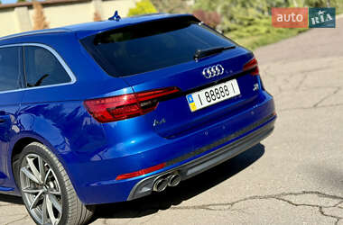 Универсал Audi A4 2016 в 