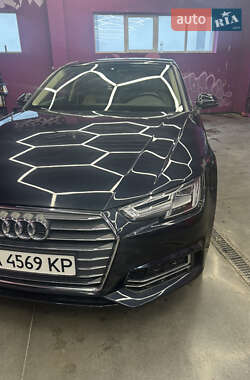 Седан Audi A4 2017 в 