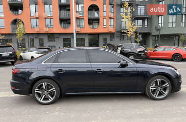 Седан Audi A4 2018 в 