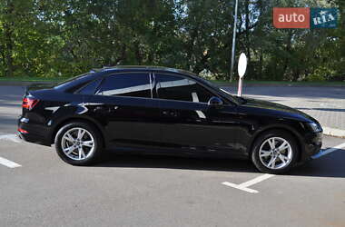 Седан Audi A4 2017 в 
