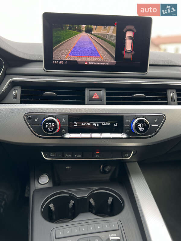 Универсал Audi A4 2018 в Киеве