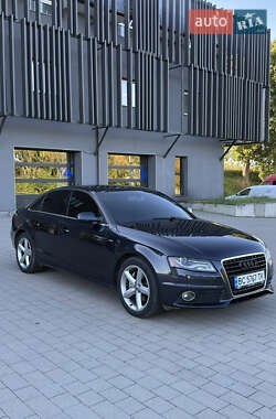 Седан Audi A4 2012 в 